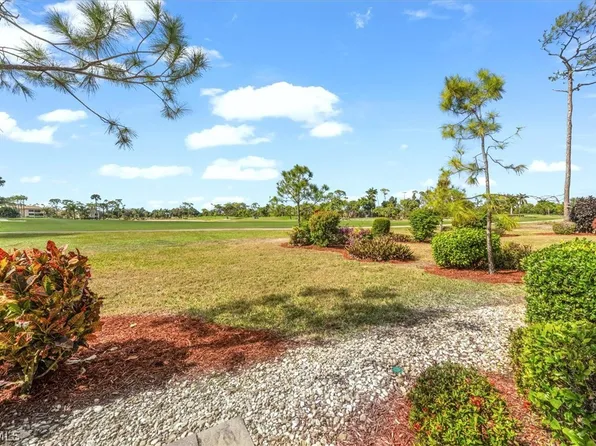 5825 Trailwinds Dr APT 414, Fort Myers, FL 33907