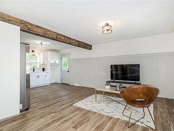 3rd image of 11314 Ditman Ave