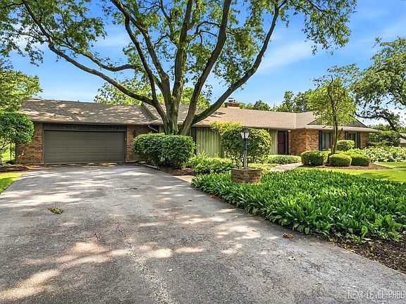 3rd image of 39W390 Juliet Dr