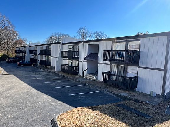 4th image of 302 Dunlap Ave APT 26