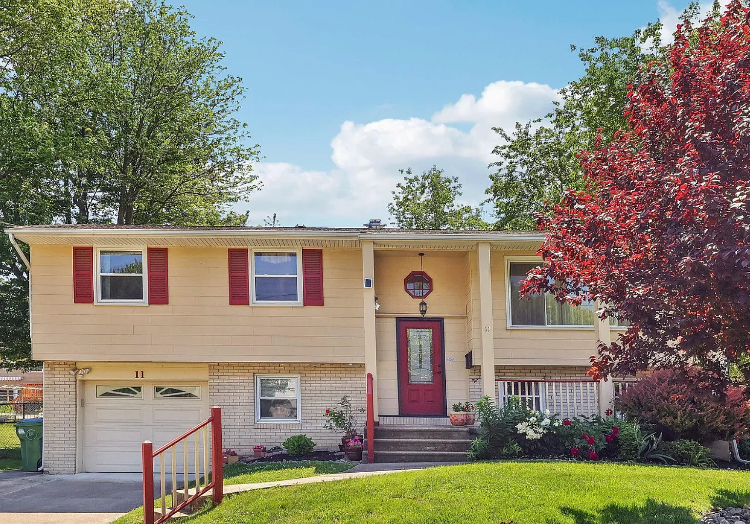 4 bed, 1938 sqft, $3,600 — Photo 1