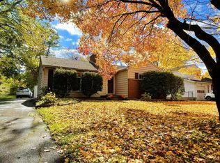 2476 Sand Run Pkwy, Akron, OH 44333