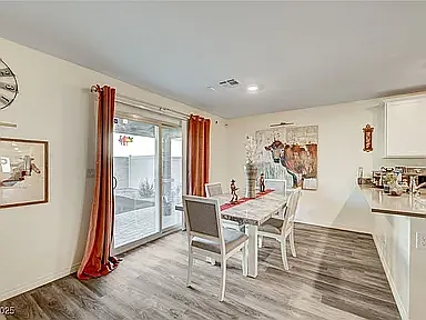 1624 Desert Path Ave — Photo 7