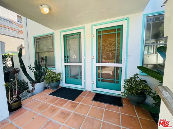 518 Rialto Avenue, Venice, CA 90291