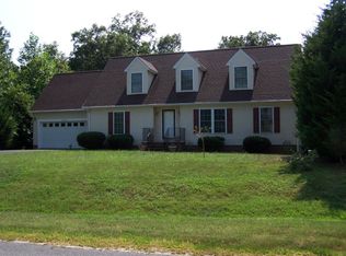 2922 N Independence Dr, Montross, VA