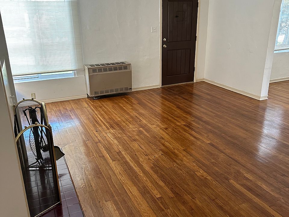 1st image of 1818 Gold Ave SE #1818