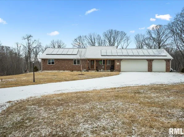 9100 S Deer Trail Rd, Mapleton, IL 61547