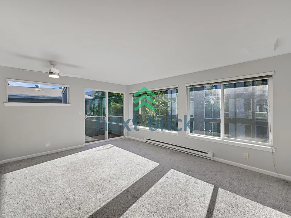 2243 14th Ave W #D