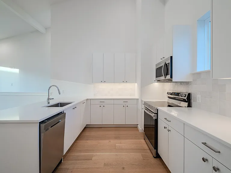 6144 Oram St #1 — Photo 3