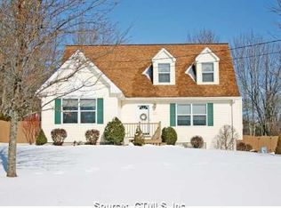 40 Adams Rd, Bloomfield, CT 06002