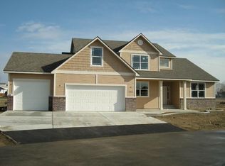 3423 Coral Ct, Pasco, WA 99301