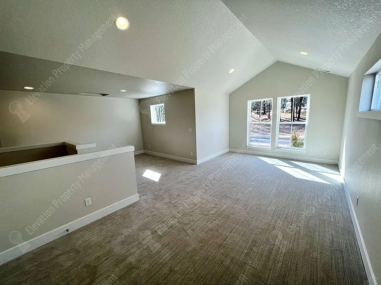 20454 Murphy Rd — Photo 11