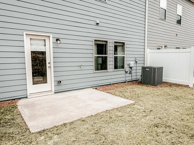 144 Madison Bnd — Photo 49
