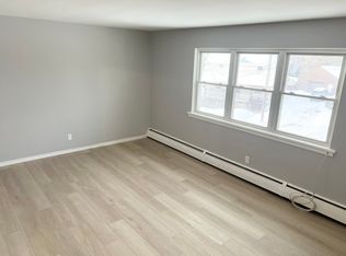 611 Chasm Ave APT 3, Niagara Falls, NY 14305