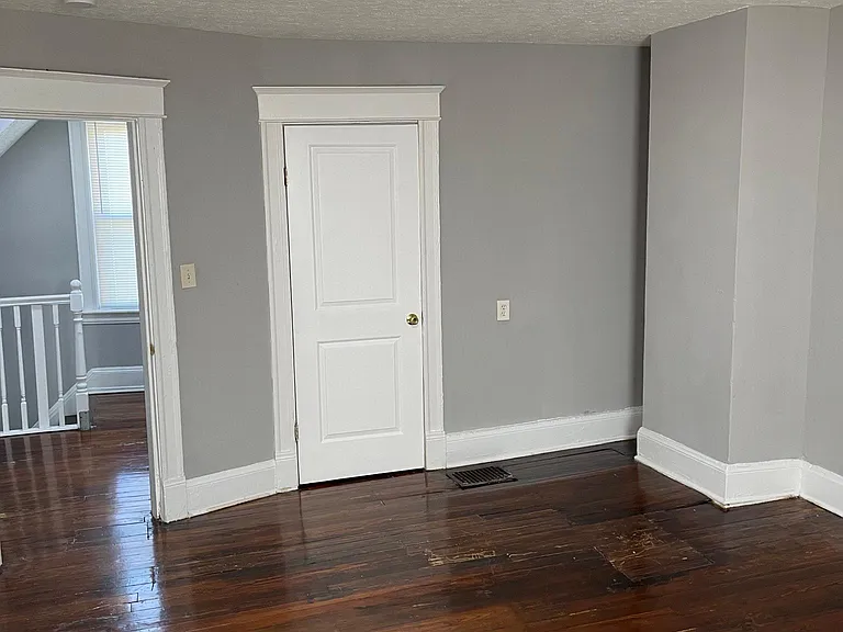 5522 Montgomery Rd — Photo 16