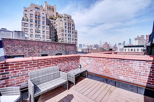 Rented by Urbane Brokerage | media 17