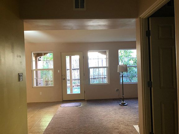 4th image of 6670 Jaguar Dr