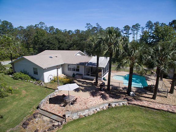 4th image of 232 Pine Cone Ln