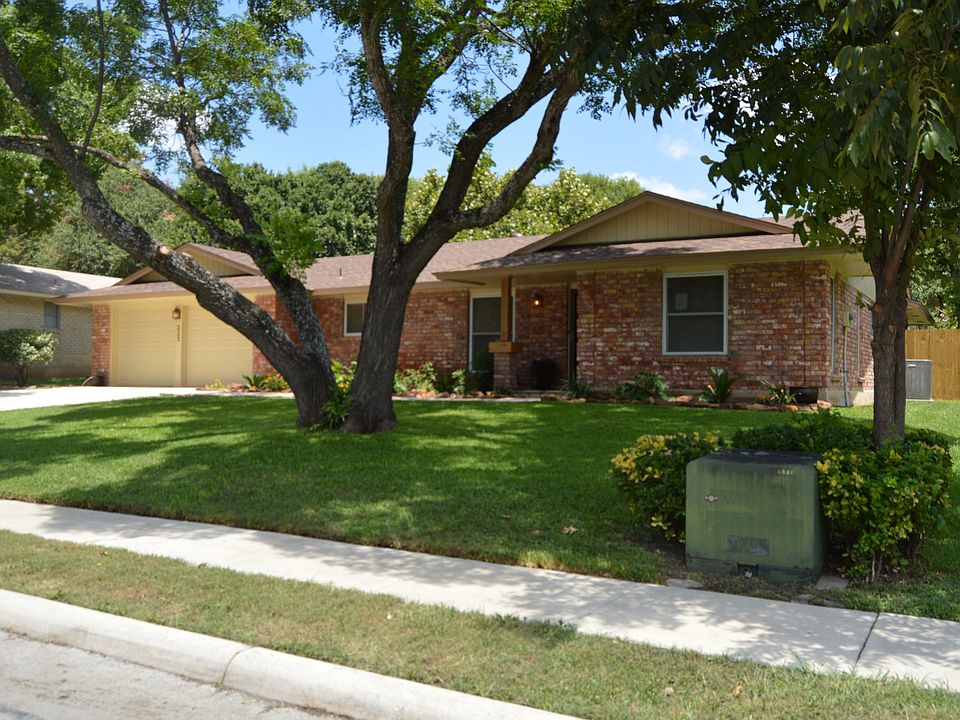 1st image of 223 Granada Dr
