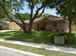 223 Granada Dr, Universal City, TX 78148