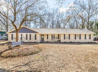 102 Smoke Rise Dr, Warner Robins, GA 31088