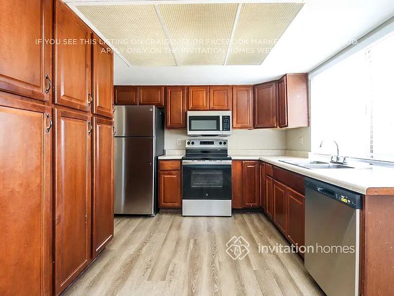 6627 S 44th St — Photo 6