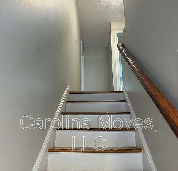 2530 E North St #2-H — Photo 8