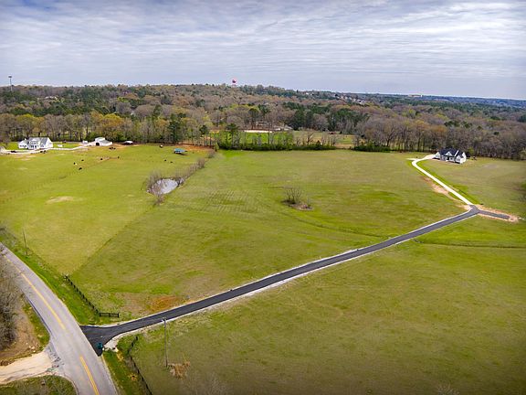 5th image of 810 County Road 24 #2