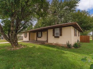 447 N Division St, Seymour, MO 65746