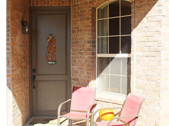 2nd image of 3213 W Charleston Ct
