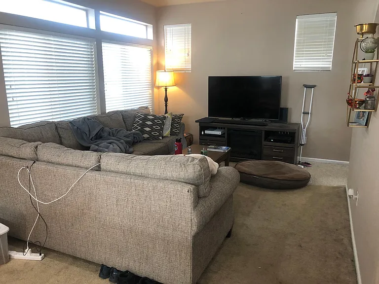 4424 Elegant St — Photo 5