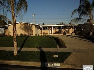 11202 Santa Rosalia St, Stanton, CA 90680