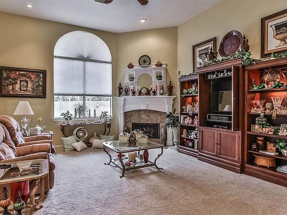 5th image of 15814 Heartwood Way