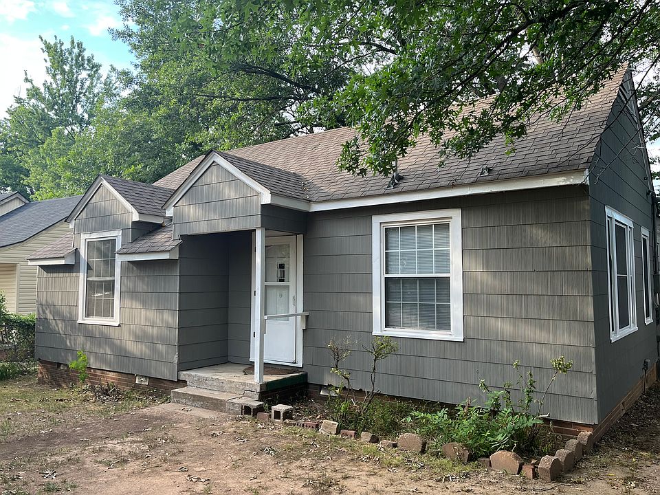 1st image of 4015 Macarthur Dr