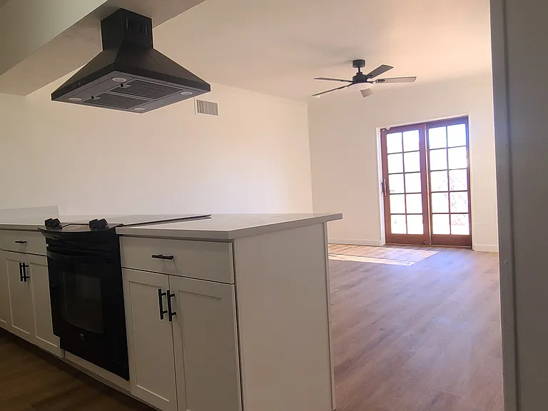 1231 E Avila Ave — Photo 2