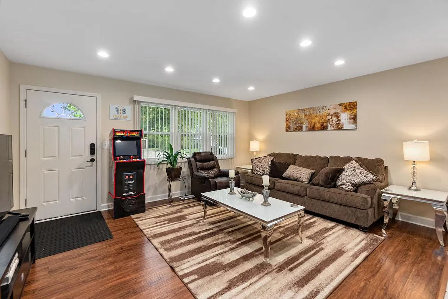 3 bed, 2.0 bath, $16,842 — Photo 1