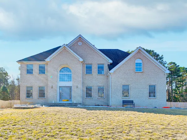 65 Mill Pond Road, Jackson, NJ 08527