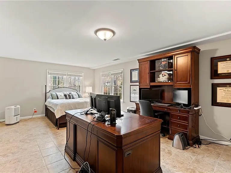 4336 Fox Creek Dr — Photo 22