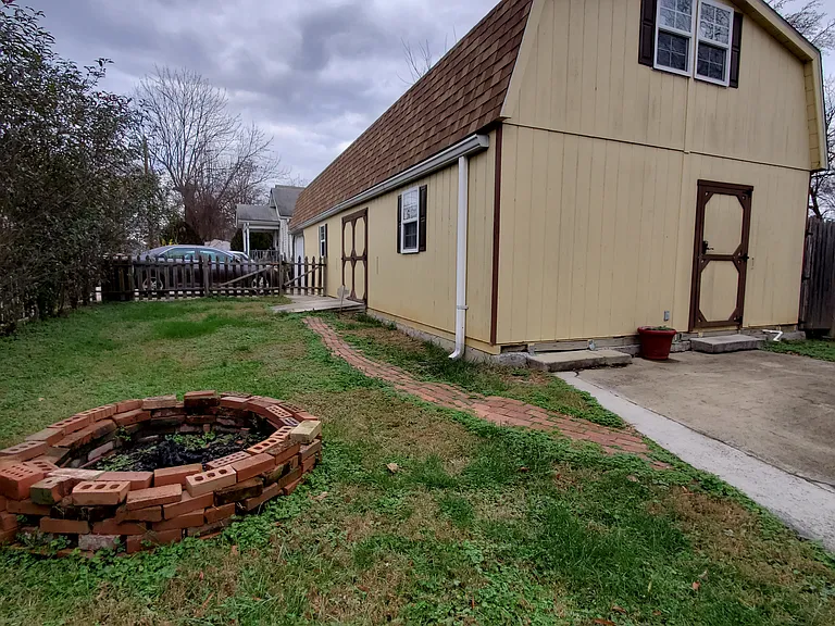 4300 40th Pl — Photo 7