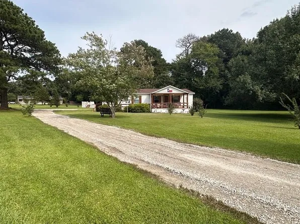 145 County Road 1120 E, Maud, TX 75567