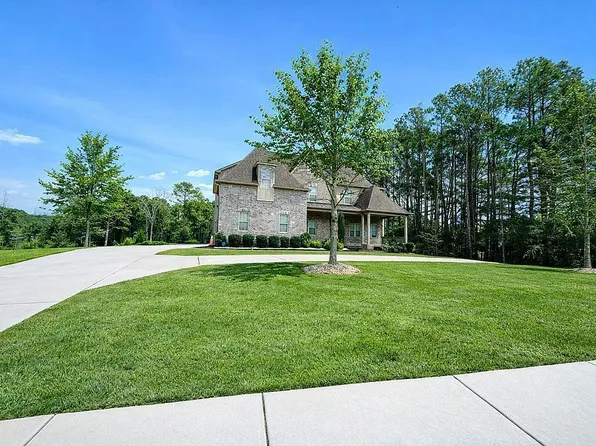 630 Kirby Ln, Fayetteville, GA 30214