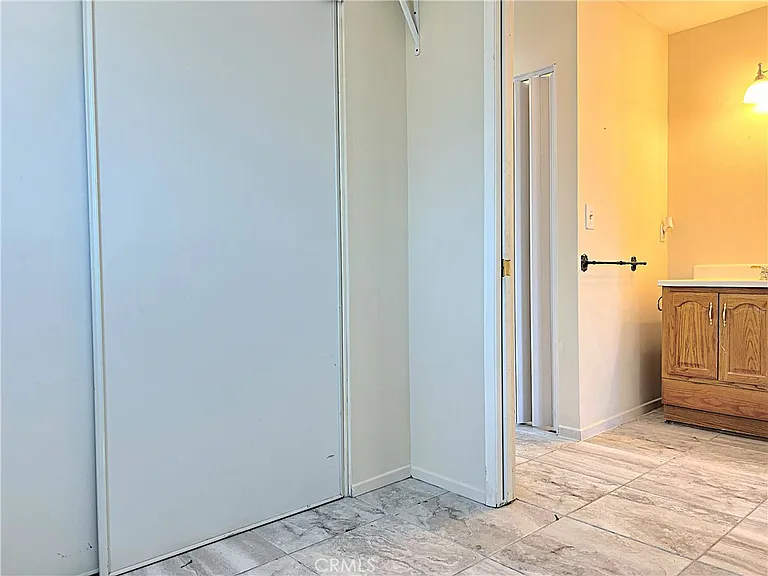 17601 Sycamore Ln — Photo 40