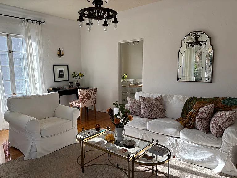 464 N Stanley Ave #7 — Photo 19