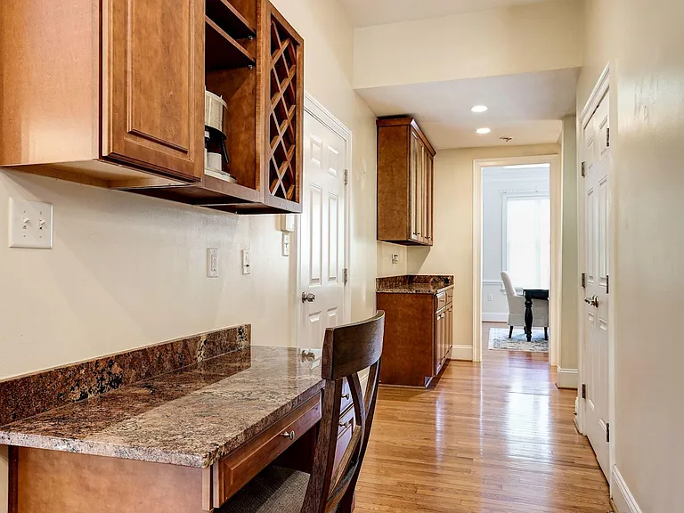 8105 Maya Ct — Photo 18