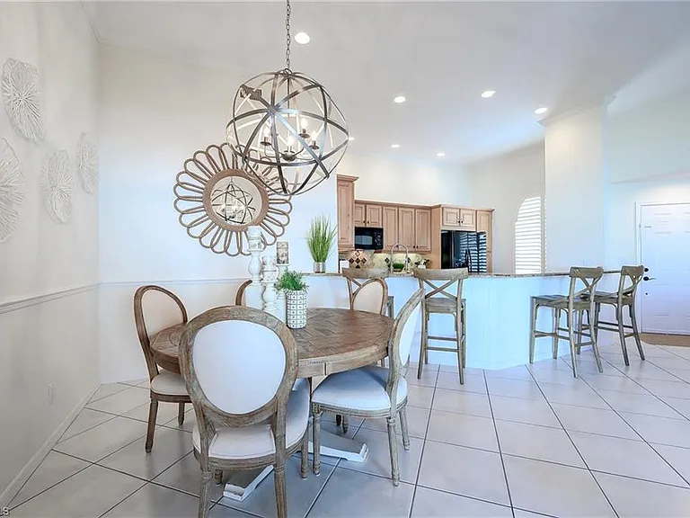 613 Beachwalk Cir #J-204 — Photo 12