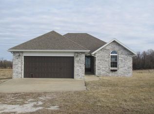 1623 E 508th Rd, Bolivar, MO 65613