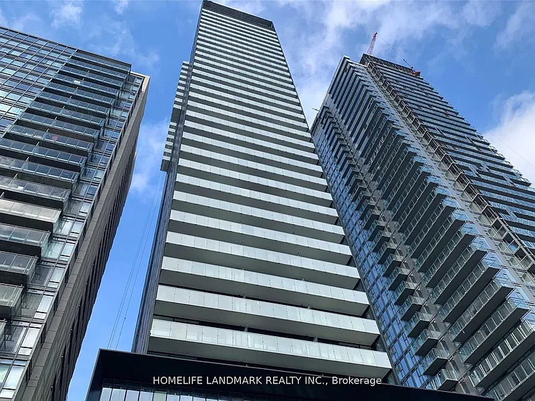 28 Wellesley St E #1105 — Photo 1