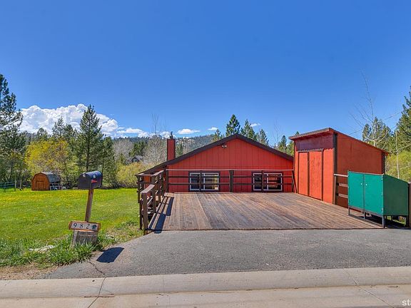 4th image of 982 Muskwaki Dr