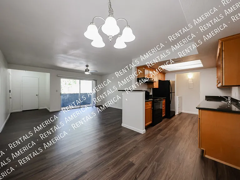 4608 W Maryland Ave #208 — Photo 12
