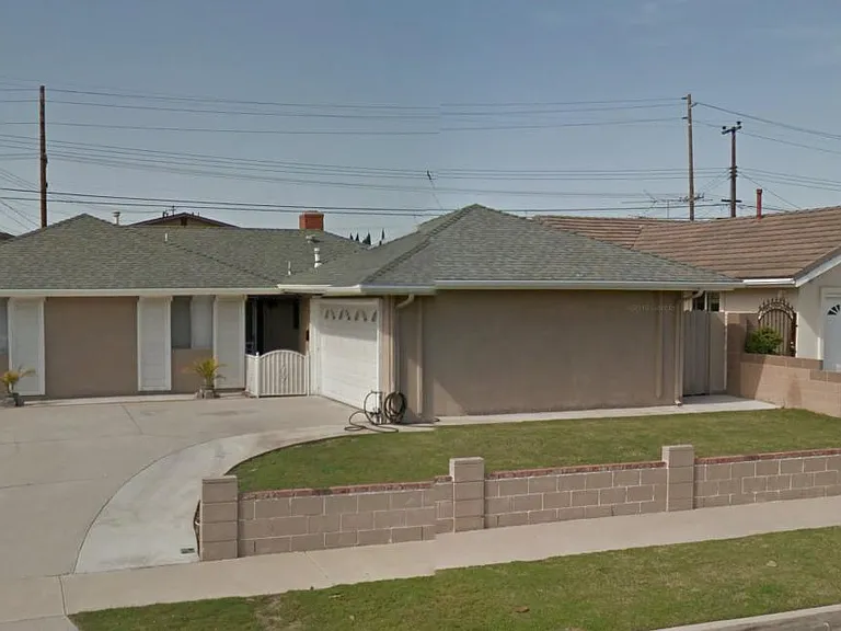 10131 Beverly Ln — Photo 1